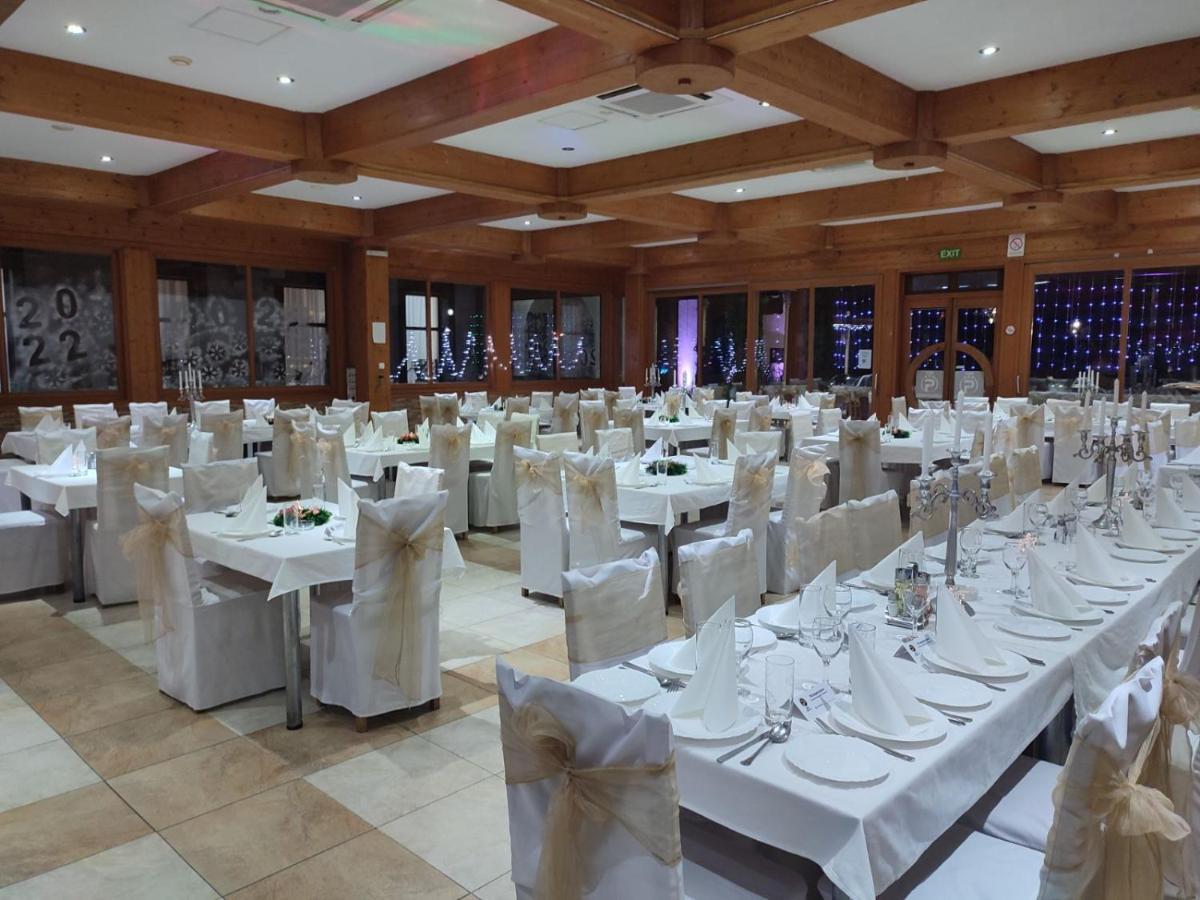 Hotel Ravni Gaj Knic Kültér fotó