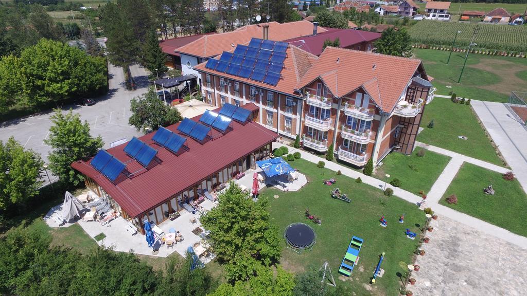 Hotel Ravni Gaj Knic Kültér fotó